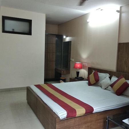 Hotel Palace Amritsar Exterior foto