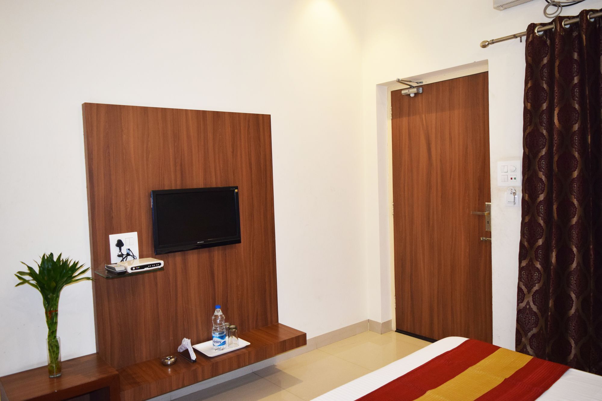 Hotel Palace Amritsar Exterior foto